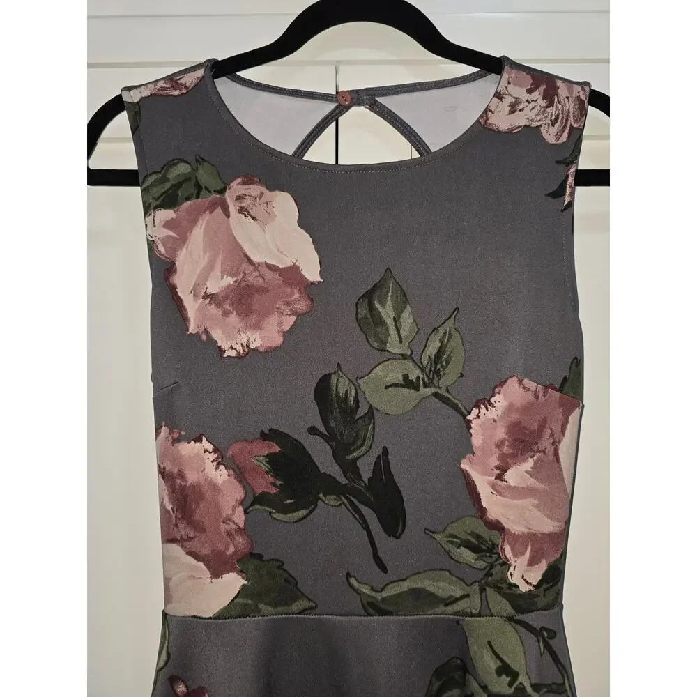 Windsor Gray Floral Hi-Low Dress – Size Large - Picture 3 of 15